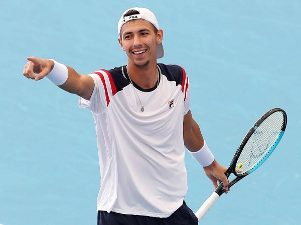 Alexei Popyrin defeats Felix Auger Aliassime in Adelaide