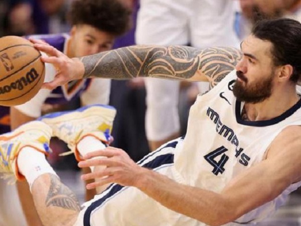 Center Memphis Grizzlies, Steven Adams.