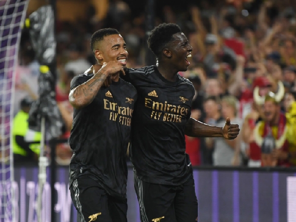 Dua penyerang Arsenal, Gabriel Jesus dan Eddie Nketiah