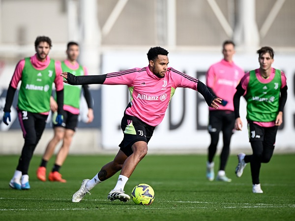 Leeds United Rampungkan Transfer Weston Mckennie Dari Juventus Liga Olahraga 2141