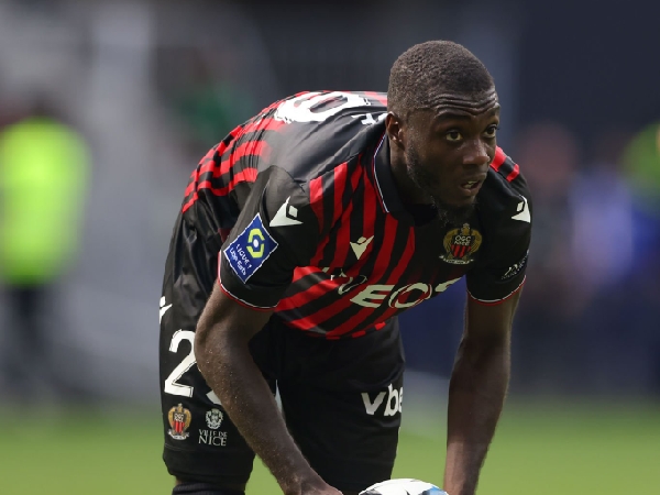 Nicolas Pepe sedang dipinjamkan oleh Arsenal ke OGC Nice