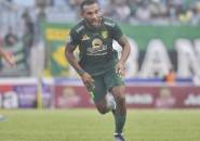 Disulap Aji Santoso Jadi Striker, Penampilan Michael Rumere Tuai Pujian