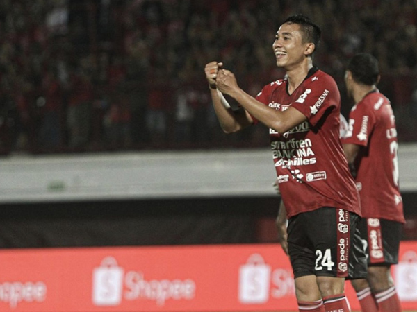 Pemain bertahan Bali United, Ricky Fajrin