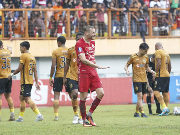 Gelandang Persija Jakarta, Hanno Behrens