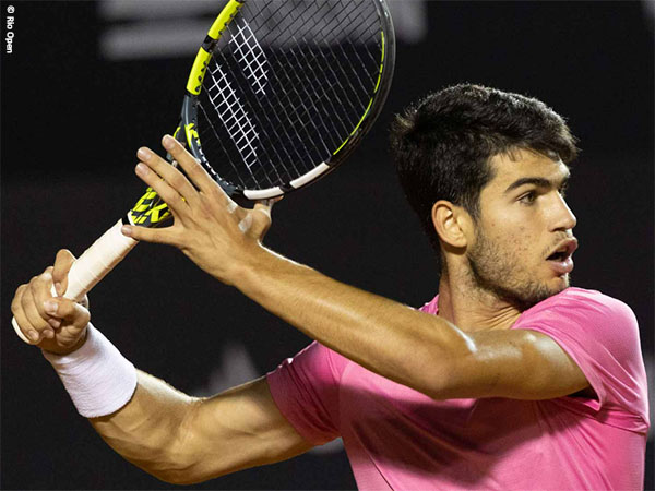 Carlos Alcaraz Bertahan Dari Amukan Fabio Fognini Di Rio Open