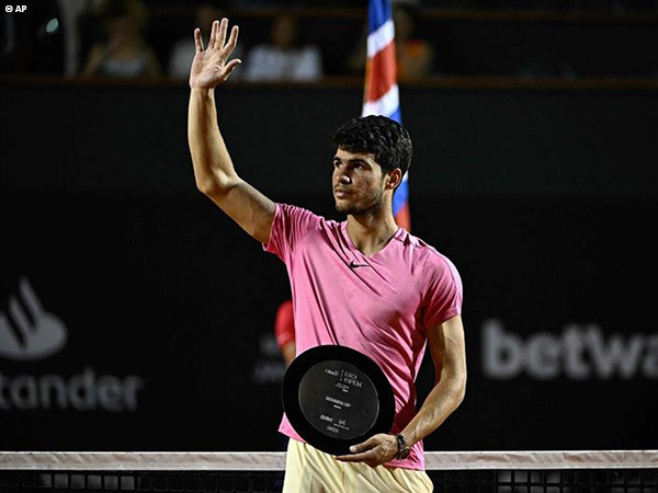 Carlos Alcaraz Buka-Bukaan Tentang Cedera Teranyar Usai Kalah Di Final Rio Open