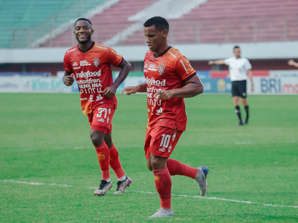 Teco harus menarik keluar Eber Bessa di laga kontra Madura United