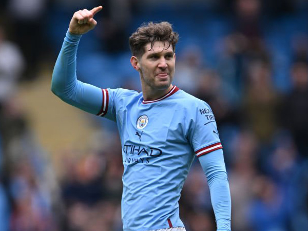 Bek Manchester City, John Stones.