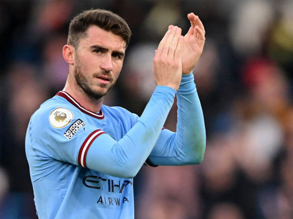 Bek Manchester City, Aymeric Laporte.