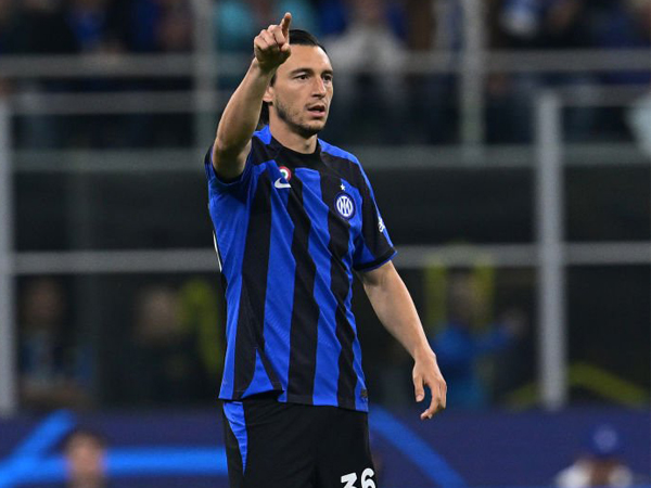 Bek sayap Inter Milan, Matteo Darmian.