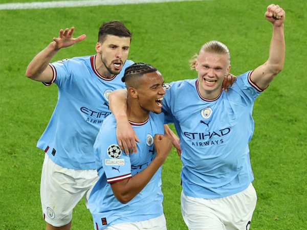 Pemain Manchester City.