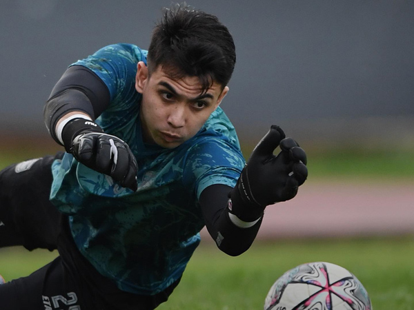 Kiper anyar Borneo FC, Nadeo Argawinata