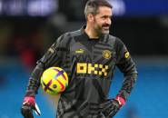 Manchester City Perpanjang Masa Bkati Scott Carson