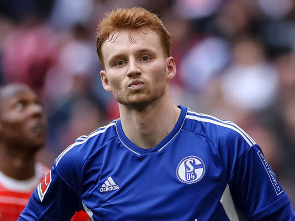 Schalke Ingin Pinjaman Lagi Sepp van den Berg dari Liverpool