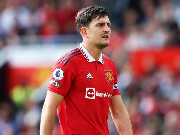 Aston Villa ingin menampung bek Manchester United, Harry Maguire