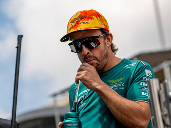 Fernando Alonso Ingin Aston Martin Temukan Solusi dari Grand Prix Spanyol