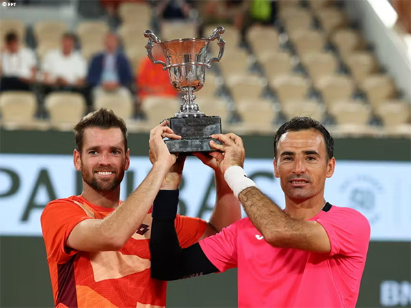 Hasil French Open: Tebus Kesalahan Musim Lalu, Ivan Dodig Dan Austin Krajicek Jadi Juara