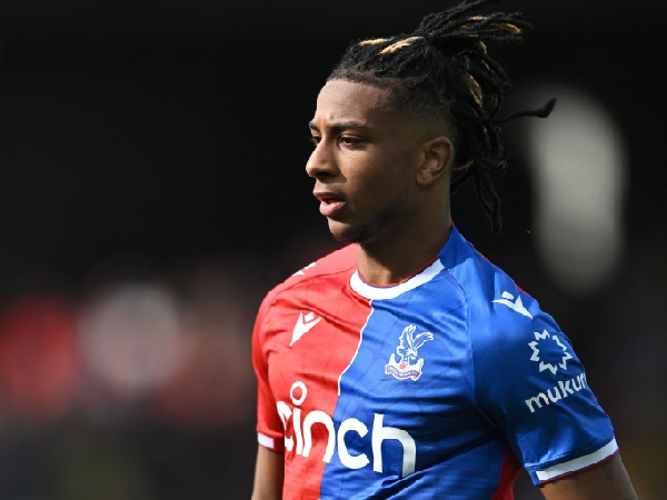 Paris Saint-Germain dikabarkan tertarik dengan pemain sayap Crystal Palace, Michael Olise