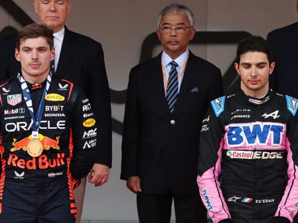 Esteban Ocon, Max Verstappen