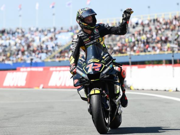 Hasil Sprint Race MotoGP Belanda: Bezzecchi Sukses Kalahkan Bagnaia ...