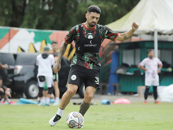 Gelandang asing PSS Sleman, Jonathan Bustos