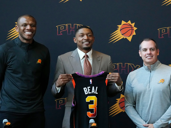 Bradley Beal tanggapi positif peran barunya bersama Phoenix Suns.