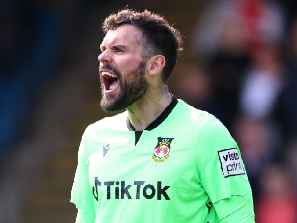 Penjaga gawang Wrexham, Ben Foster