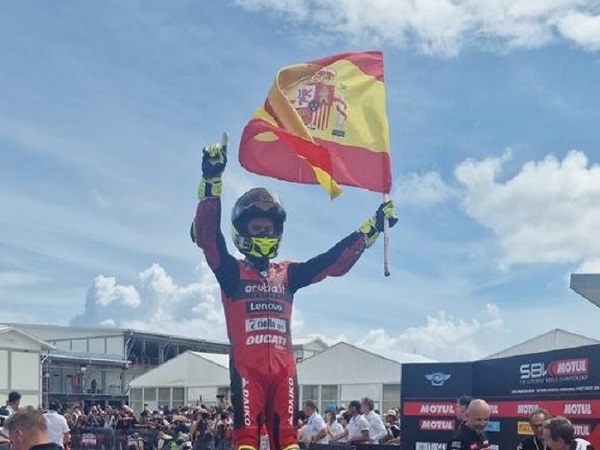 Juara Superbike, Alvaro Bautista.