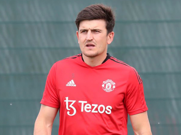 Bek Manchester United, Harry Maguire.