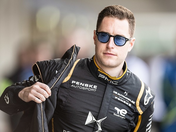 Stoffel Vandoorne tanggapi pemecatan prematur Nyck De Vries.