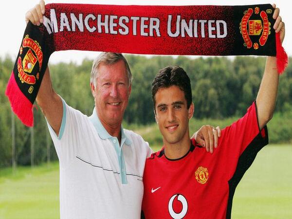 Mantan penyerang Manchester United yaitu Giuseppe Rossi, memutuskan untuk pensiun sebagai pemain profesional di usia 37 tahun / via AP Photo