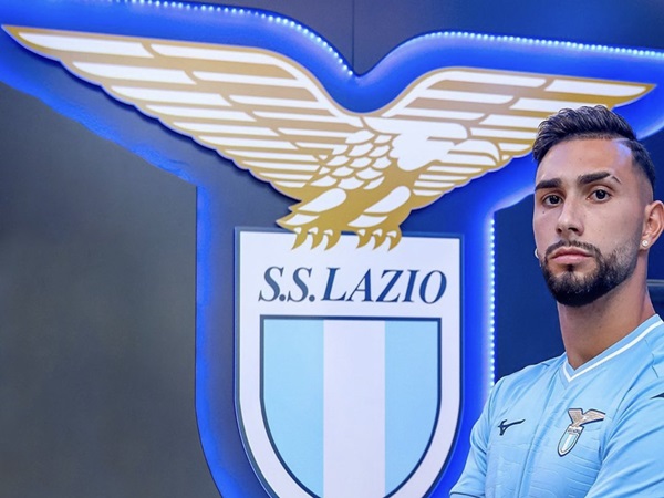 Striker anyar Lazio