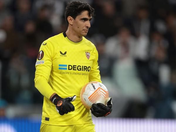 Kiper Sevilla, Yassine Bounou.