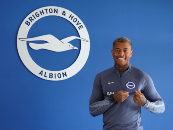 Resmi Gabung Brighton and Hove Albion, Ini Janji Igor Julio untuk Fans