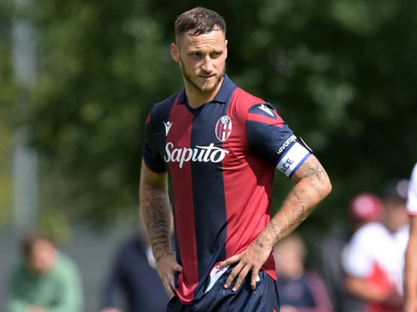 Striker Bologna, Marko Arnautovic.