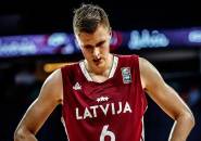 Kristaps Porzingis Terpaksa Absen di FIBA World Cup