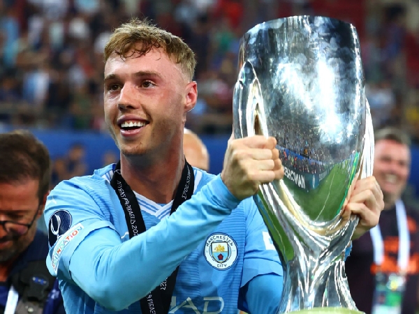 Chelsea mengincar pemain muda Manchester City, Cole Palmer