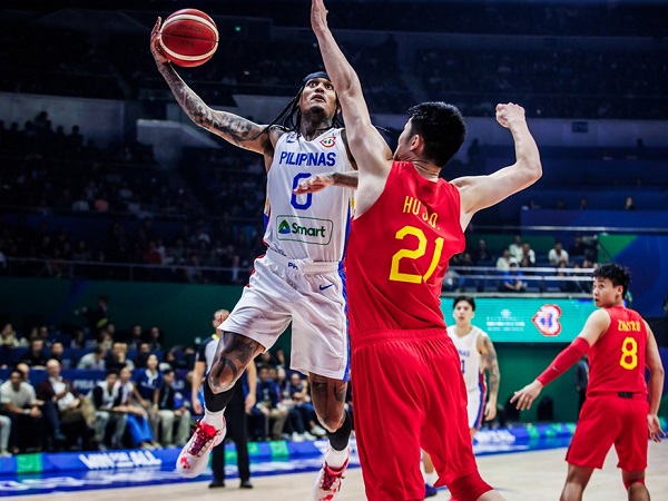 Filipina tundukkan China di laga pamungkas FIBA World Cup 2023.