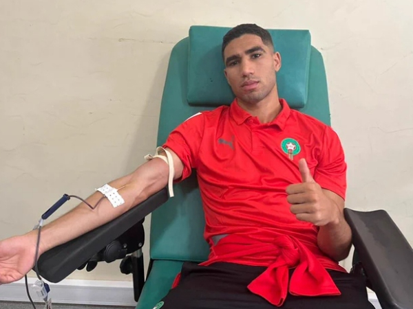 Achraf Hakimi mendonorkan darahnya untuk korban gempa Maroko