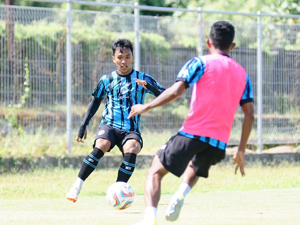 Gelandang muda Arema FC, Arkhan Fikri