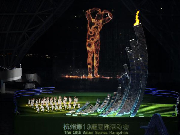 Suasana upacara penutupan Asian Games Hangzhou. (Foto: Xinhua)