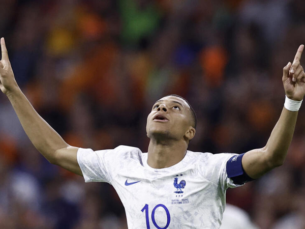 Bawa Prancis Lolos Ke Euro 2024, Kylian Mbappe Buat Catatan Mengesankan ...