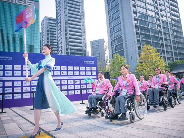 Upacara pembukaan Kampung Asian Para Games Hangzhou dan upacara penyambutan kontingen China digelar pada Senin (16/10) di Hangzhou. (Foto: Xinhua)