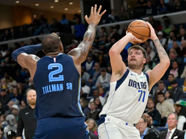 Hasil NBA: Dallas Mavericks Benamkan Memphis Grizzlies 125-110 | Liga ...