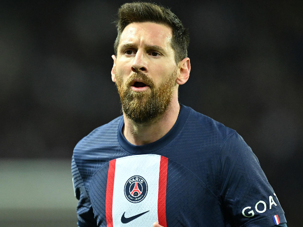 Lionel Messi Kenang Dua Musimnya Di PSG Usai Menangi Ballon D'Or 2023 ...