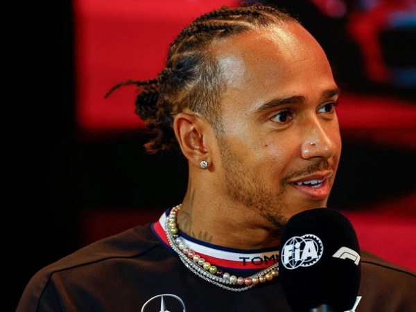 Lewis Hamilton Sebut Performa W14 yang Kembali Tidak Konsisten