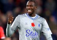 Abdoulaye Doucoure Klaim Performa Everton Makin Oke Bersama Sean Dyche