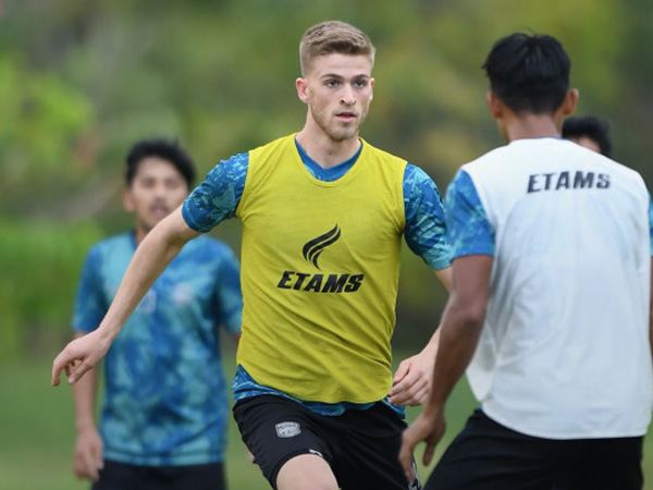 Gelandang Borneo FC, Jelle Goselink