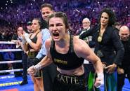 Pelatih Chantelle Cameron Sebut Katie Taylor Menang Dengan Taktik “Clinch”