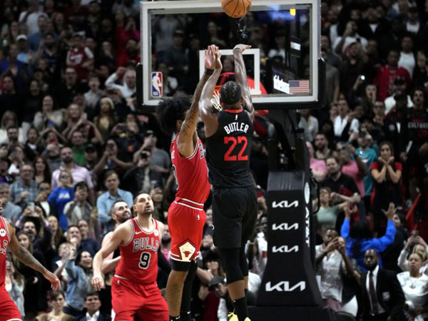 Hasil Nba Chicago Bulls Hentikan Perlawanan Miami Heat Liga